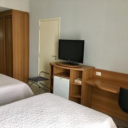 Flat Na Avenida Sabia-Moema Appartamento San Paolo Esterno foto